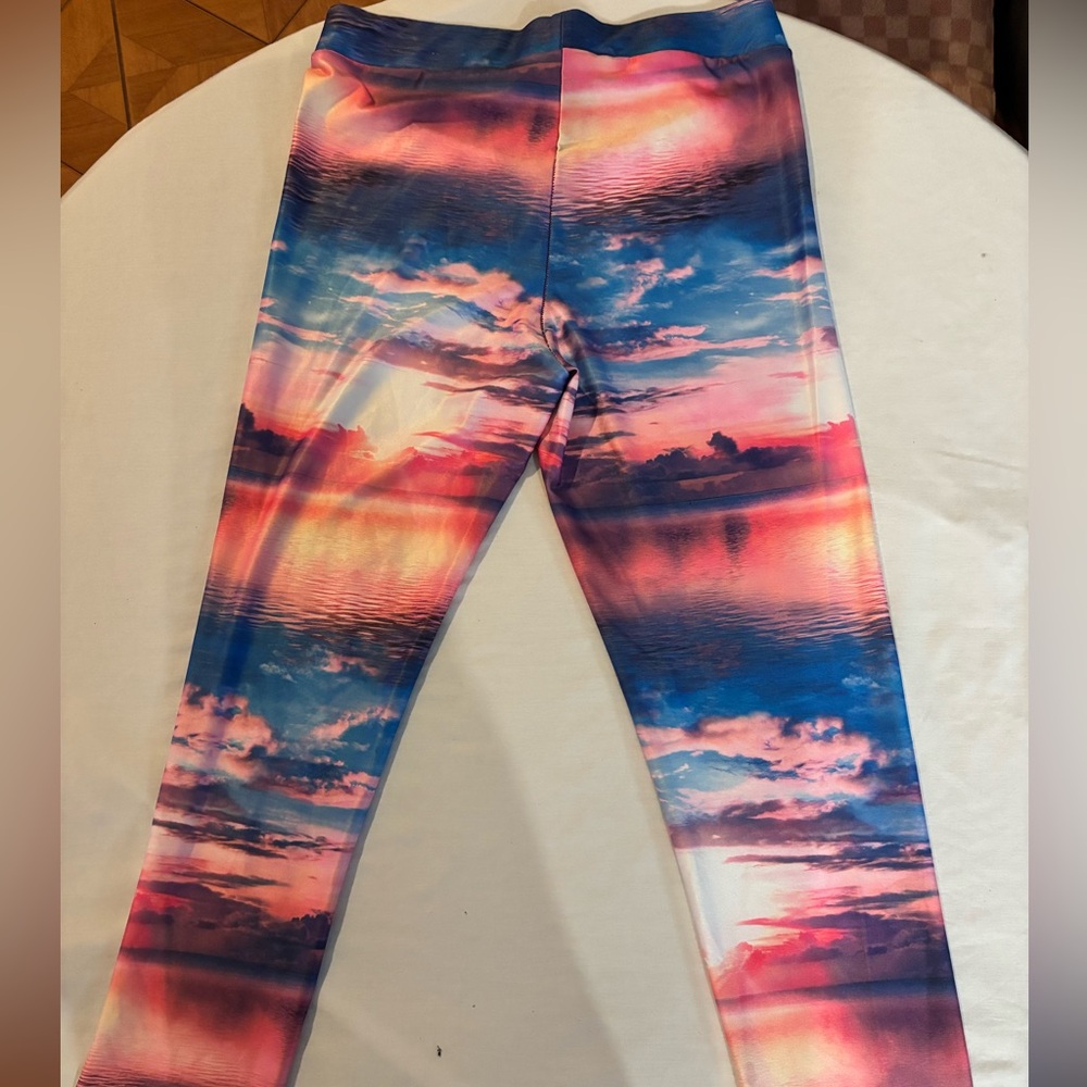 2- PINK Victoria's Secret Legging- one black & the other pink/blue beach M Y2K - Picture 8 of 10